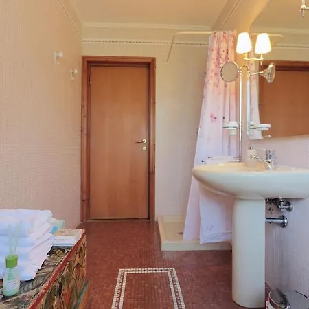 La Barca Nel Frutteto Natura E Relax In Collina *