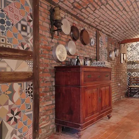 La Barca Nel Frutteto Natura E Relax In Collina