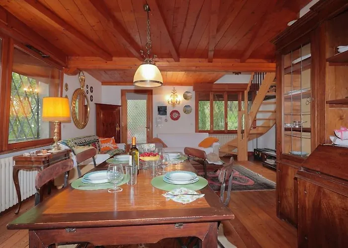 La Barca Nel Frutteto Natura E Relax In Collina